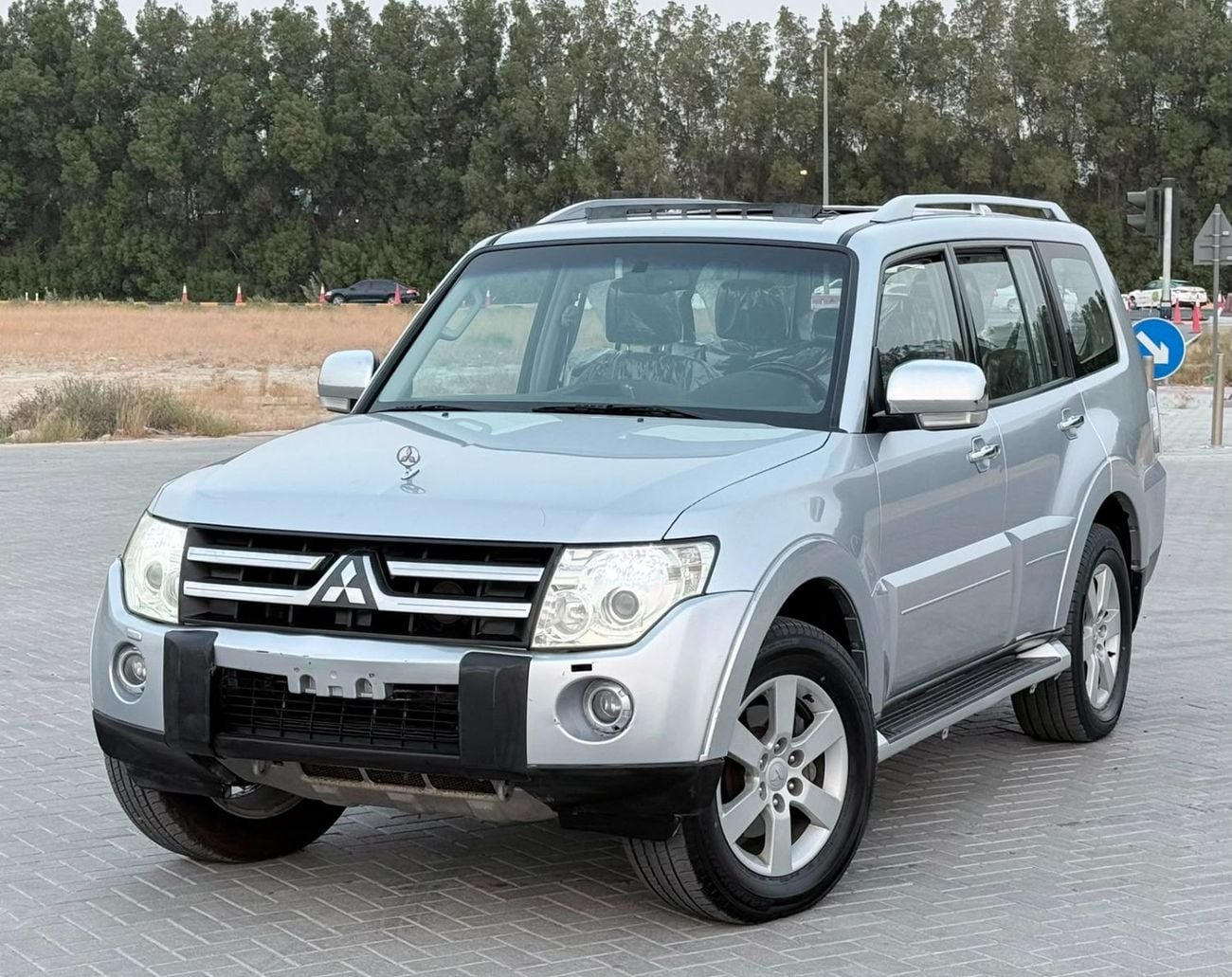 ميتسوبيشي باجيرو GLS HIGHLINE