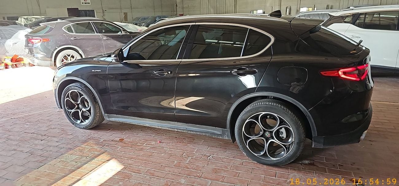 Alfa Romeo Stelvio SUPER 2.0