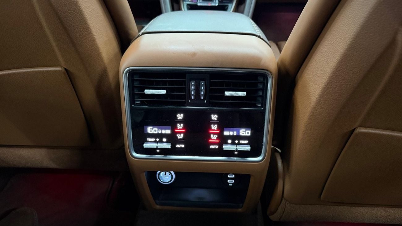 Porsche Cayenne S 2.9L (435 HP)