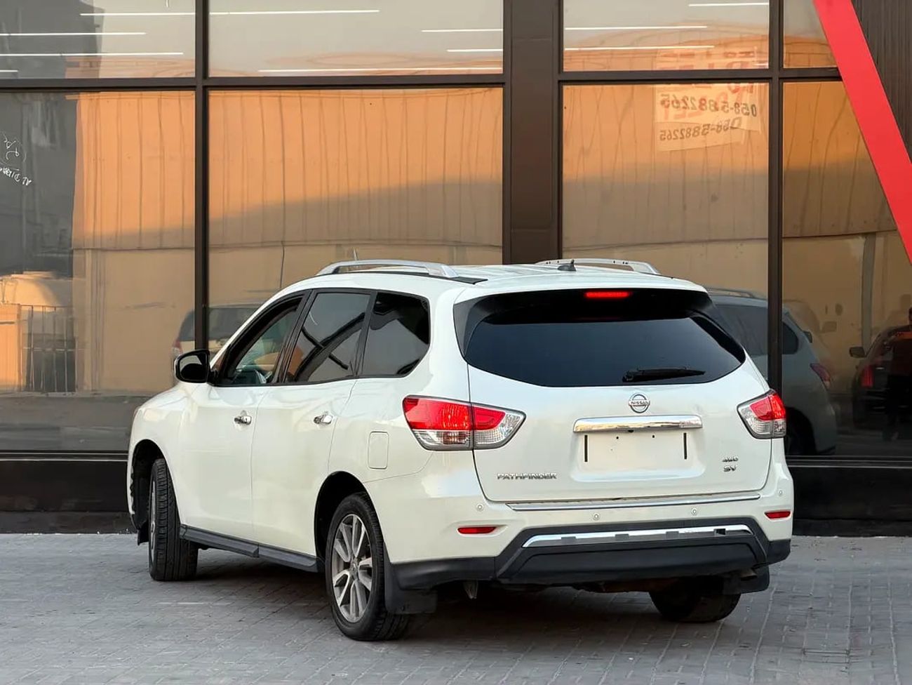 Nissan Pathfinder SV GCC Specs