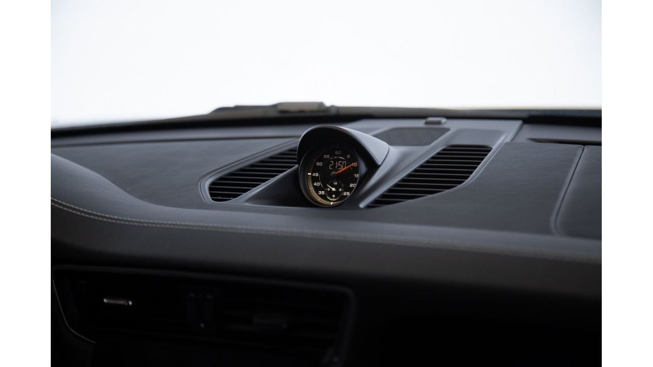 Porsche 911 GT2RS WEISSACH