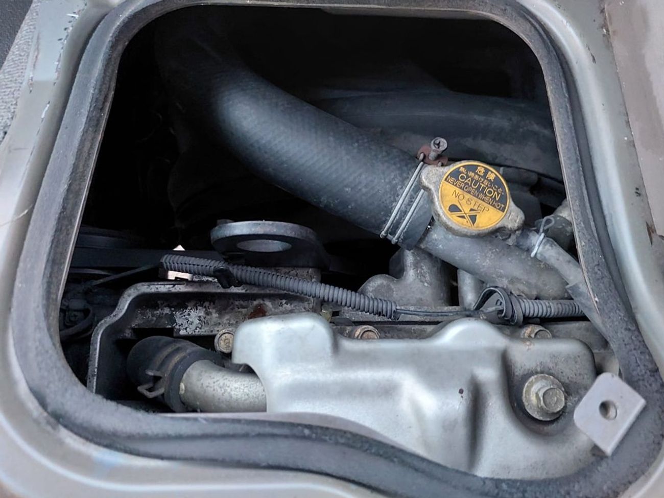 ميتسوبيشي روزا MITSUBISHI ROSA BUS RHD 2006 MODEL 4.8 L DIESEL AUTOMATIC(PM00086)