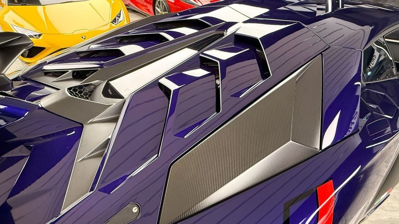 Lamborghini Aventador SVJ 6.5L V12 - Lamborghini Aventador - 1 of 900 worldwide - Naturally Aspirated V12