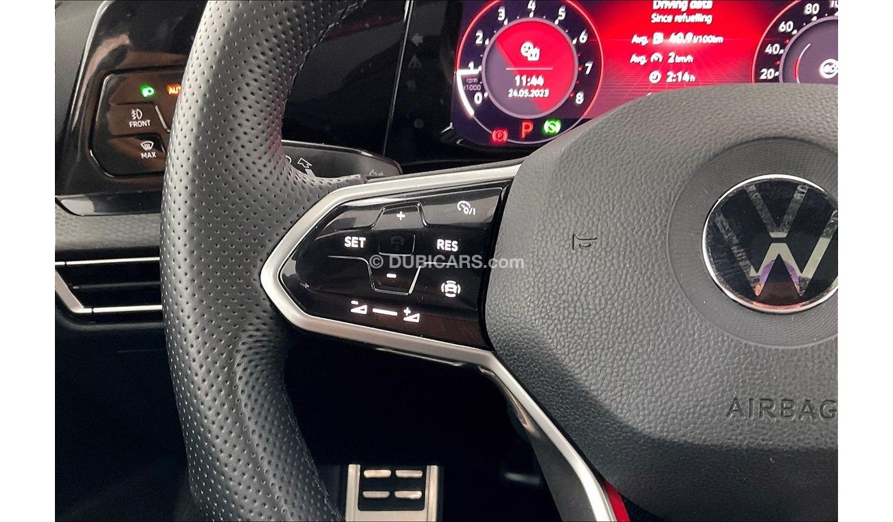 فولكس واجن جولف GTI - Leather