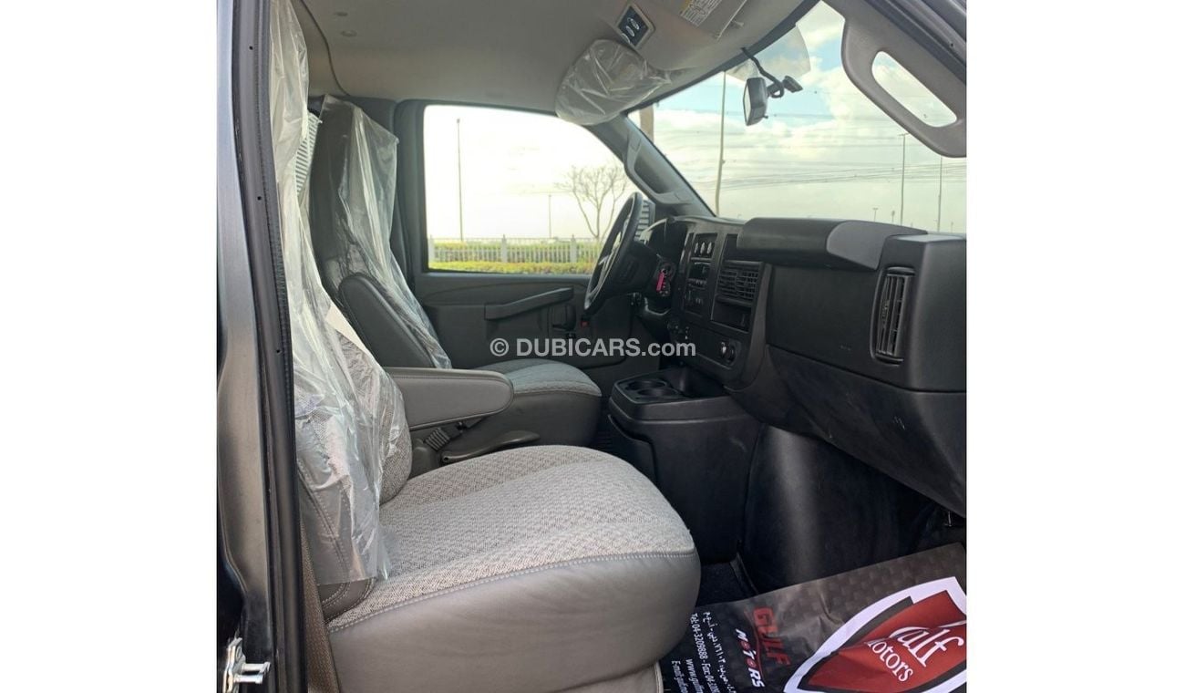 GMC Savana 3500 Passenger GCC Specs - Brand New - Can be registered under company as well as personal name