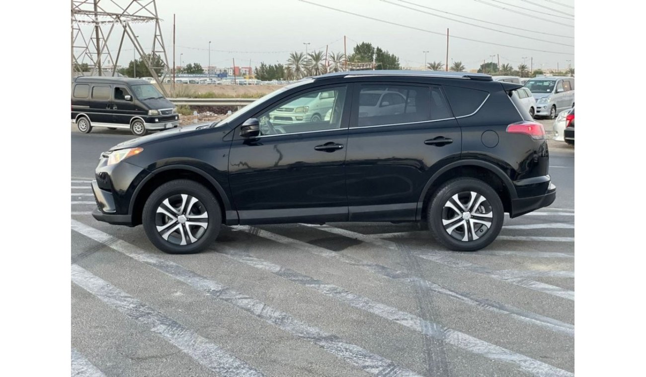 Toyota RAV4 2017 TOYOTA RAV 4 LE  / MID OPTION