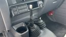 Toyota Land Cruiser Pick Up Toyota/LC79- DC 4.0L MT/ PETROL  4x4