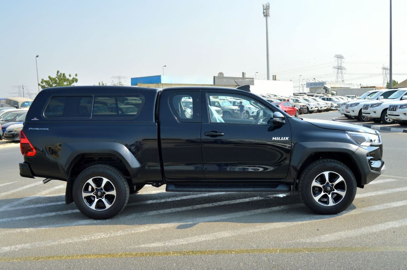 Toyota Hilux Double cabin 2.8L, perfect inside and outside