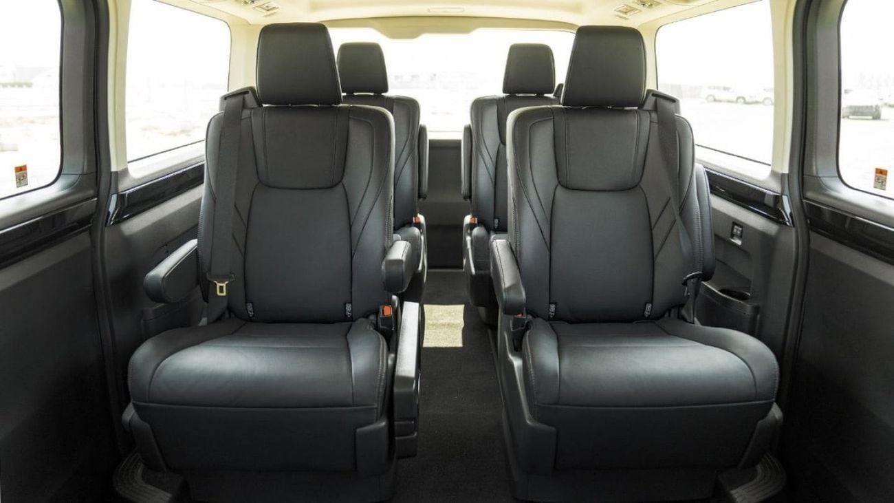 Toyota Granvia PREMIUM Toyota Granvia 3.5L petrol VIP 2024