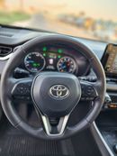 Toyota RAV4 RAV4 XLE HYBRID
