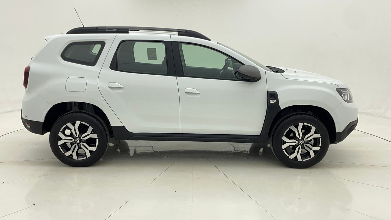 Renault Duster LE 1.6 | Zero Down Payment | Home Test Drive