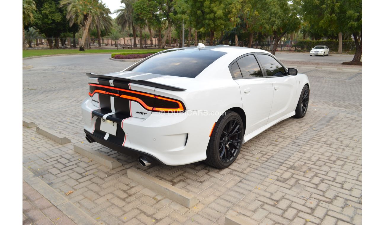 Dodge Charger 6.4L