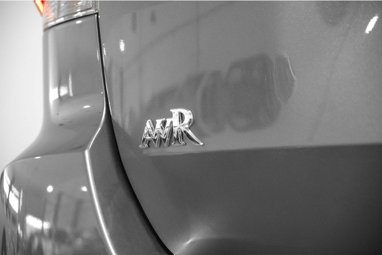 Nissan XTerra Platinum 2.5L 4WD