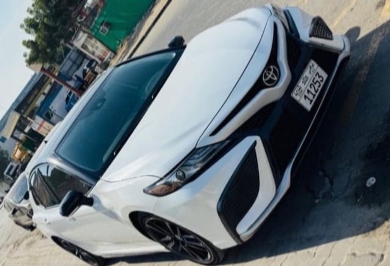 تويوتا كامري XSE Panoramic