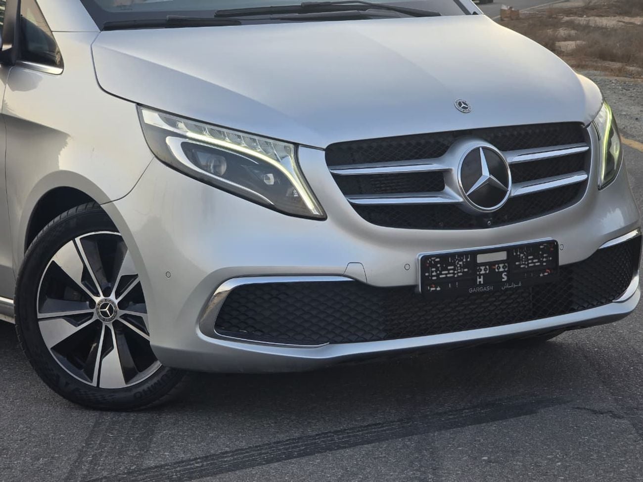 Mercedes-Benz V 250 Std 2.1L MERCEDES V-250 GCC 2021 // ORGINAL PAINT // ACCIDENT FREE // PERFECT CONDITION