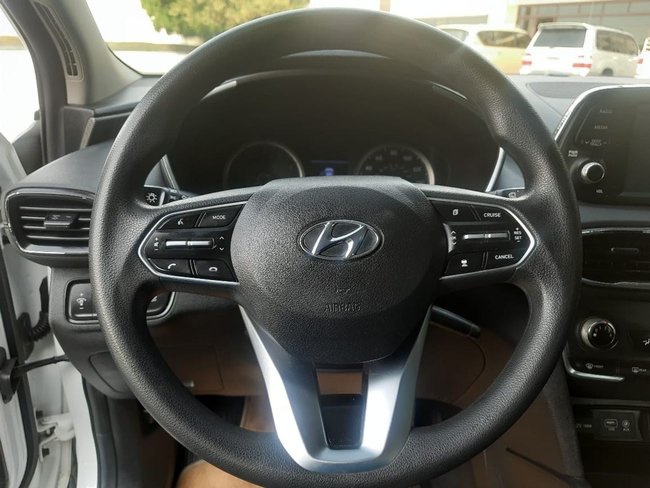 هيونداي سانتا في Smart 2.4L Hyundai Santa fe 2016 V4 full automatic