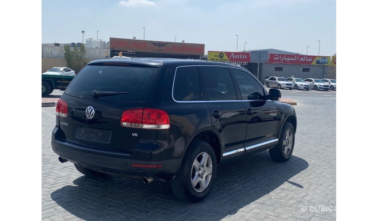 Volkswagen Touareg 2005 GCC model, 6 cylinder, automatic transmission, mileage 240000km