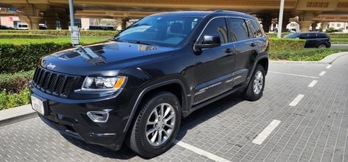 جيب جراند شيروكي Laredo 3.6L