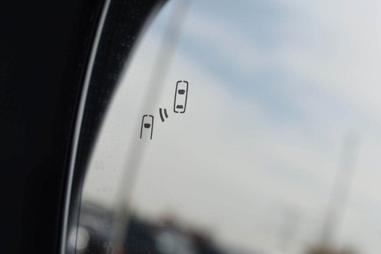 تويوتا لاند كروزر Toyota LC300 VXR 3.3L Full with radar 2025