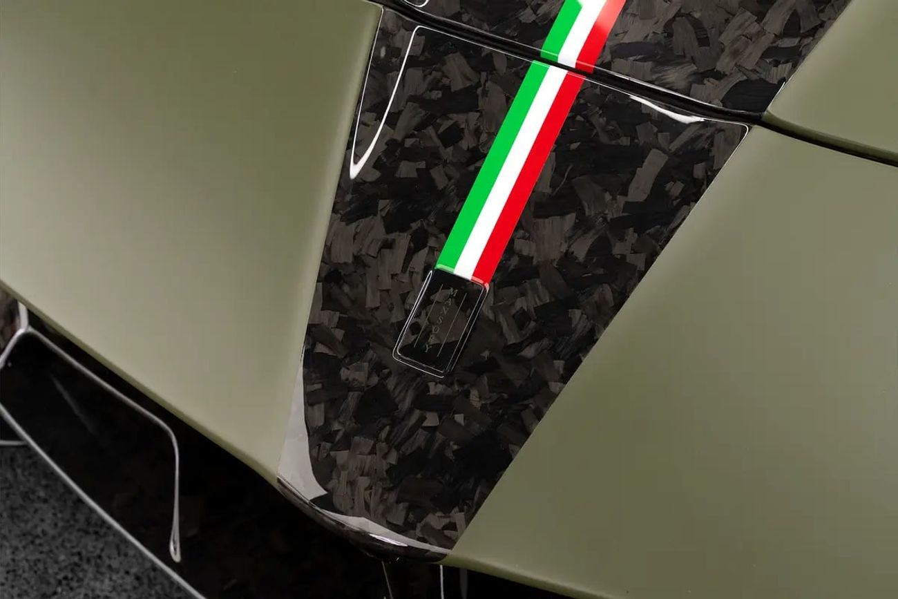 فيراري 812 GTS