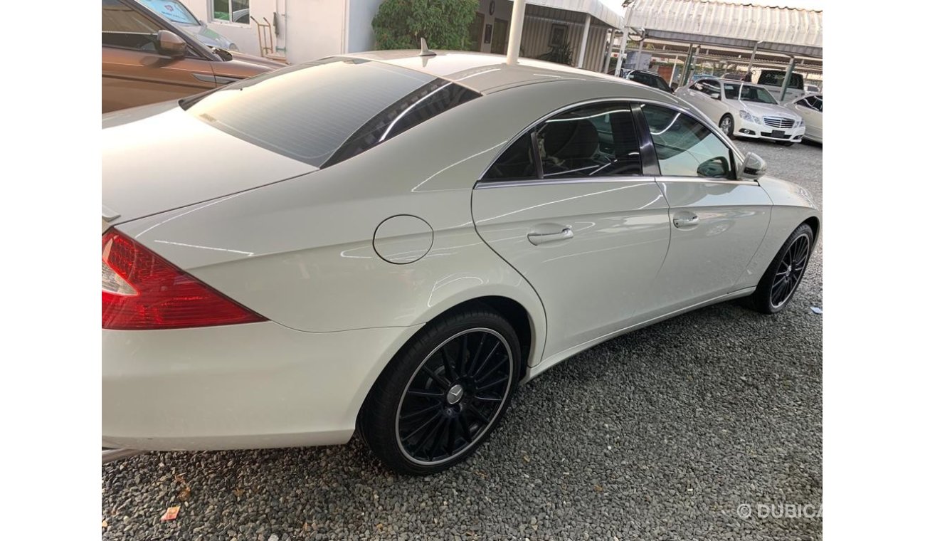 Mercedes-Benz CLS 550 IMPORT JAPAN V.C.C