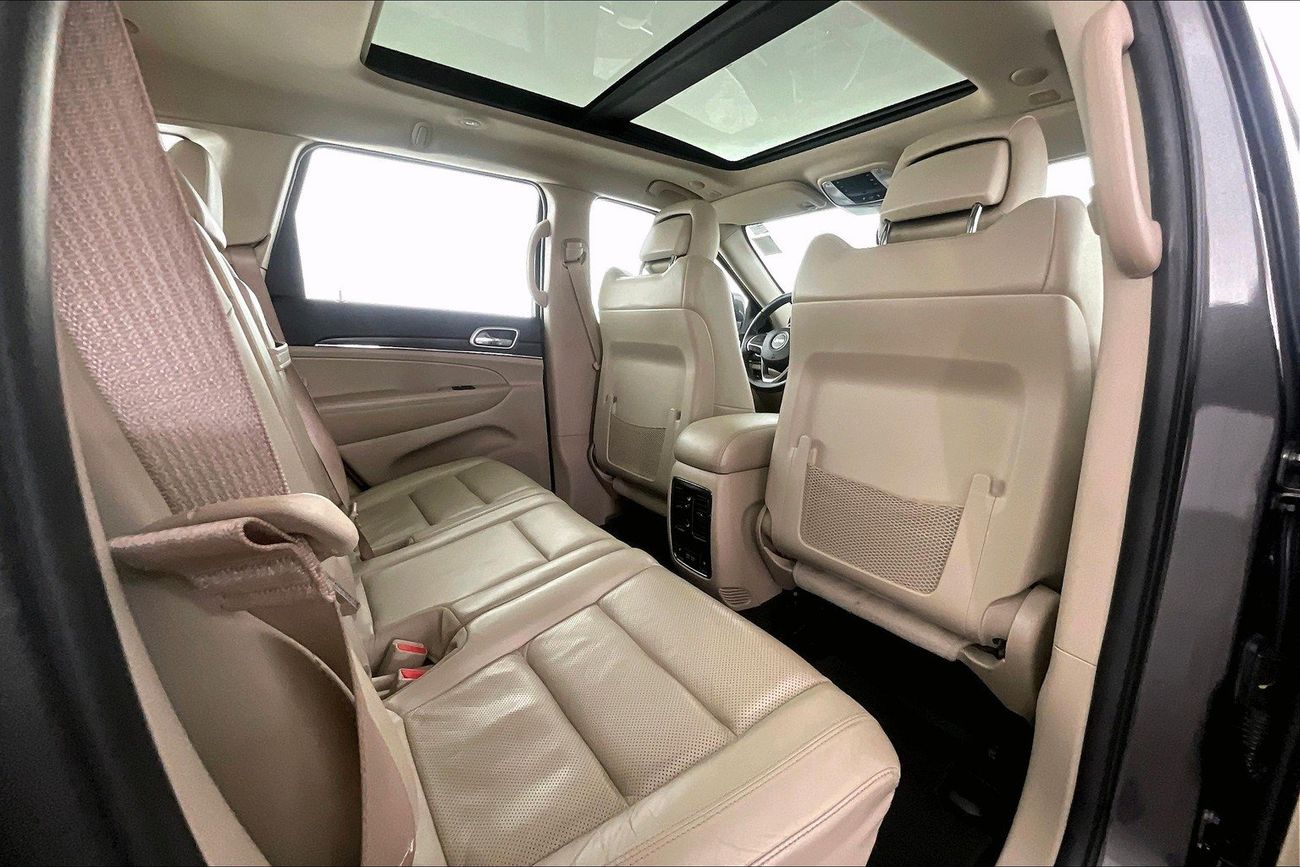 جيب جراند شيروكي Limited | شامل الضمان | 0 ﺪﻔﻋﺓ ﺃﻮﻟﻯ