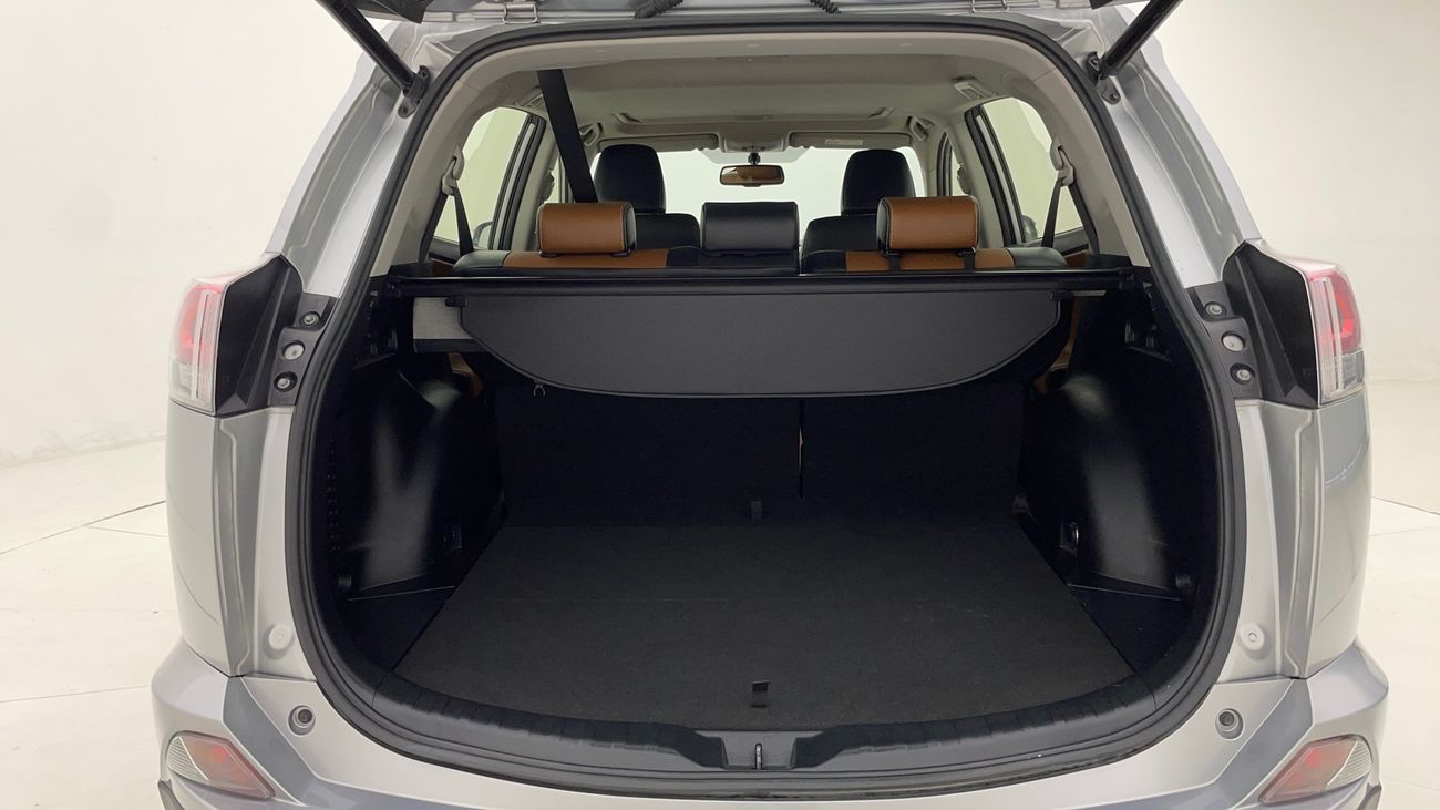 Toyota RAV4 VXR 2.5 | Zero Down Payment | Home Test Drive