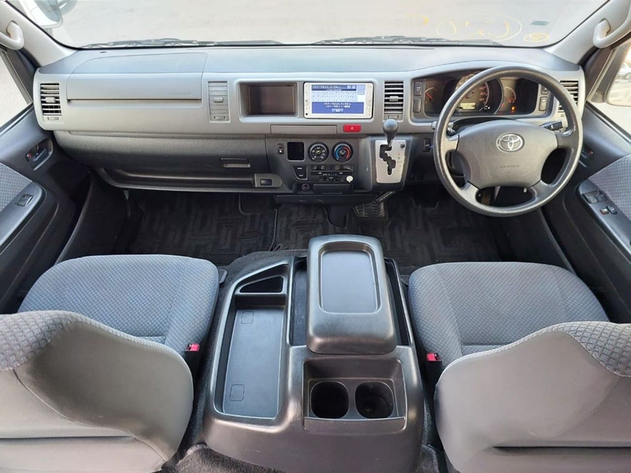 Toyota Hiace TOYOTA HIACE COMMUTER VAN RHD 2012 MODEL 2.7 L PETROL AUTOMATIC(PM05079)