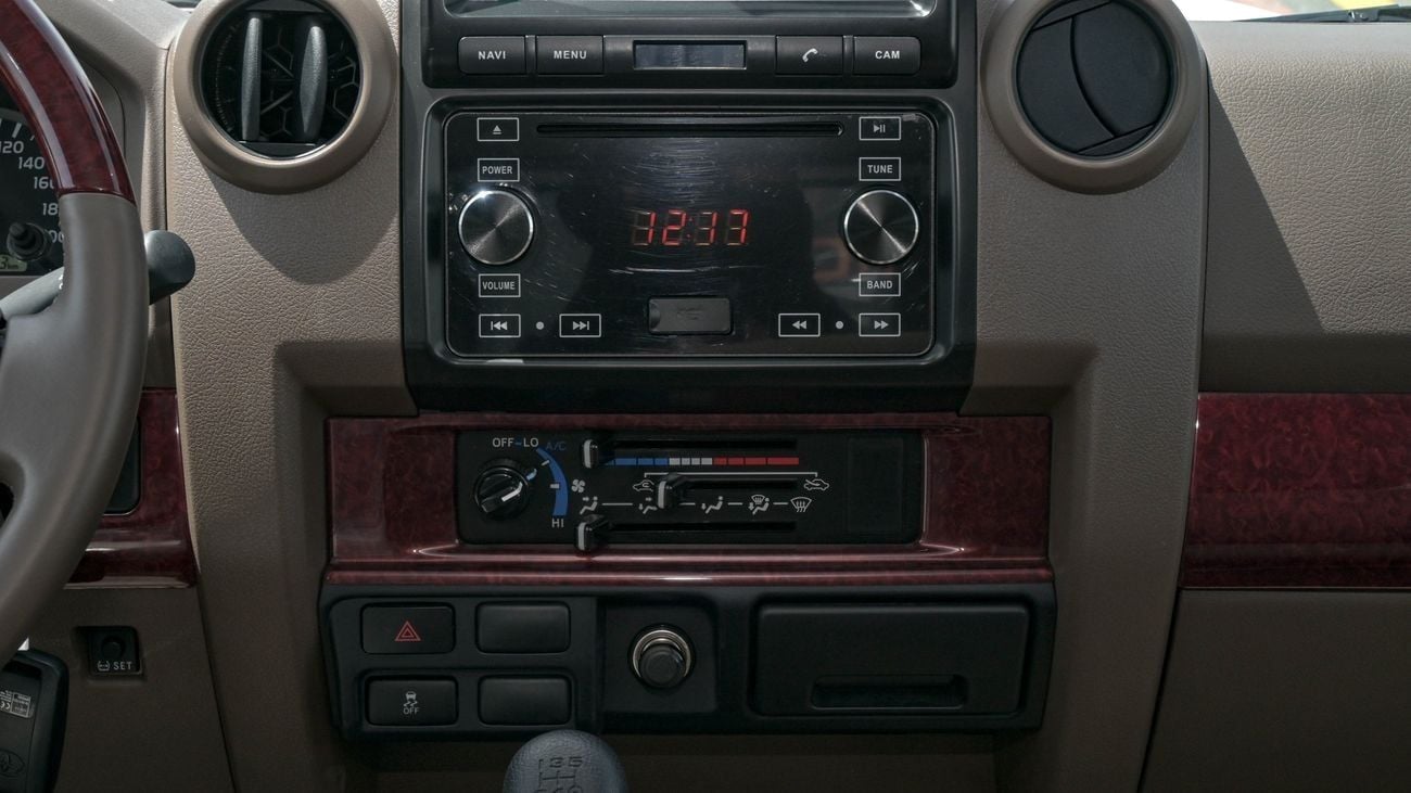 Toyota Land Cruiser Pick Up 79 4.5 DIESEL DC 2023 V8