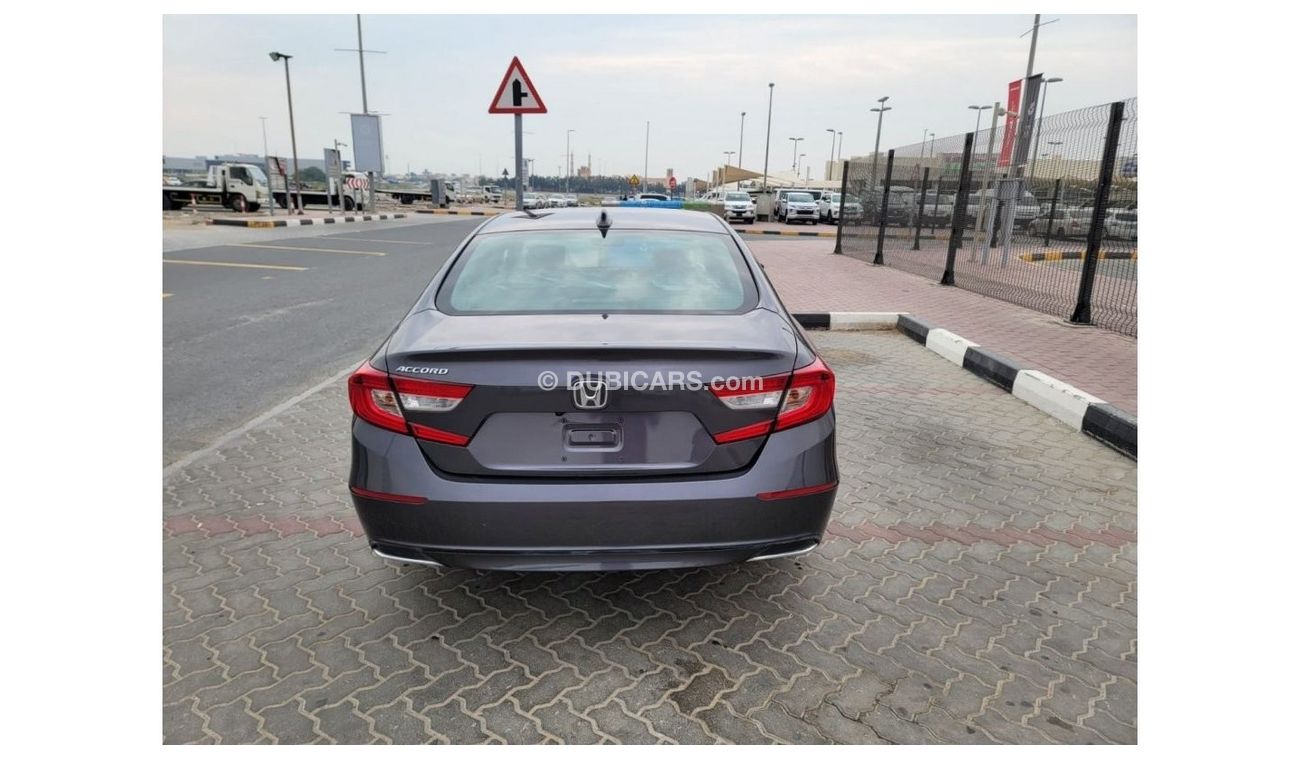 Honda Accord LX 1.5Cc