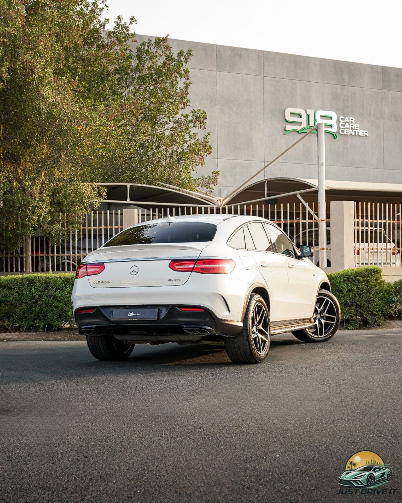 مرسيدس بنز GLE 450 AMG LINE
