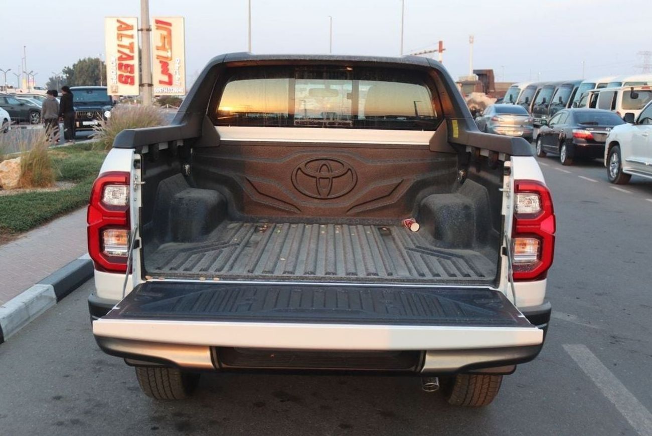 Toyota Hilux Adventure 4.0L, KEYLESS ENTRY, PUSH START, 360 CAMERA, MODEL 2025