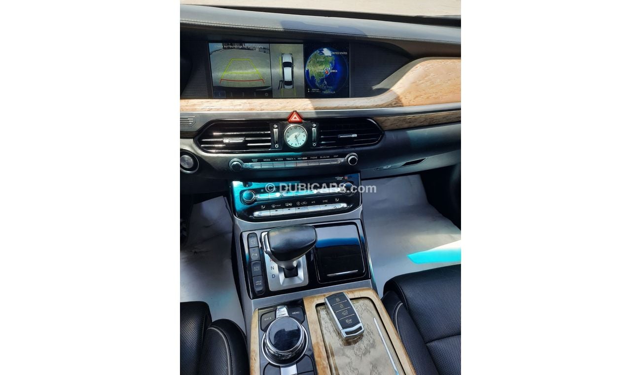 Genesis G90 Limousine Genesis eq900L 2017 full option