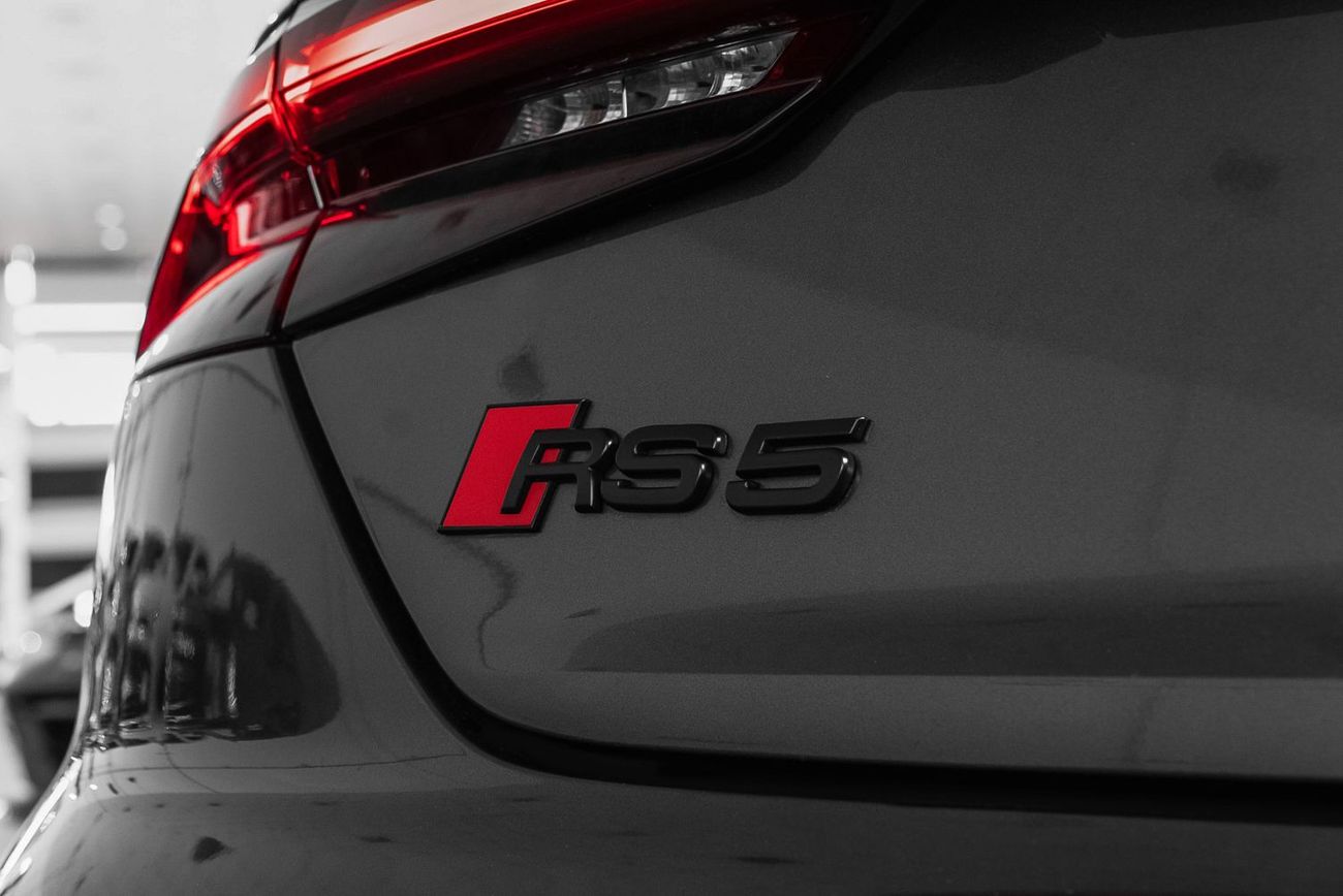 Audi RS5 TFSI quattro 2.9L