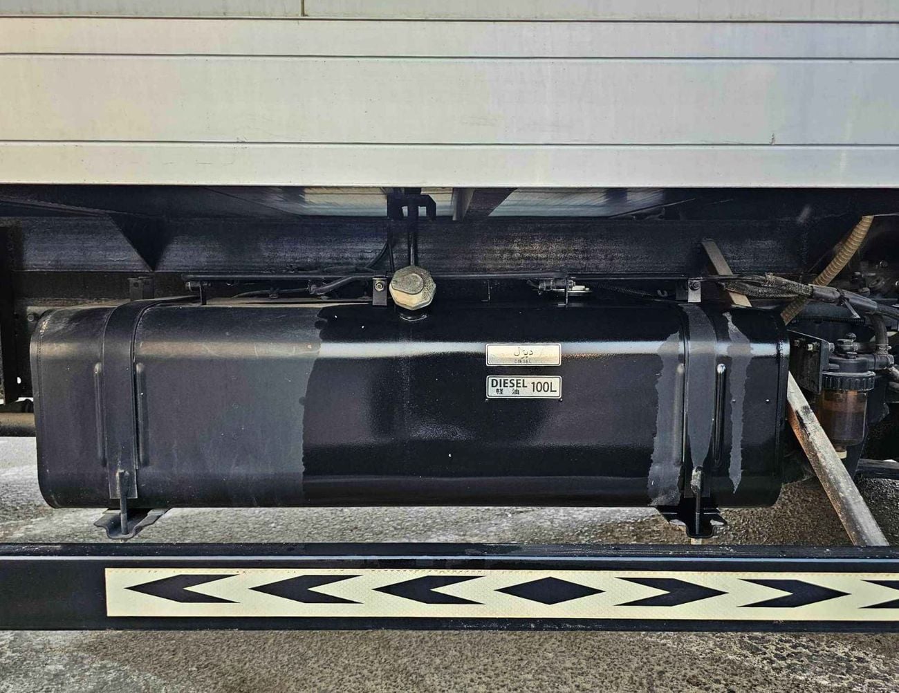 ميتسوبيشي فوسو كانتير FREEZER BOX/4.2L DIESEL M/T/SINGLE CABIN (CODE#CANF)