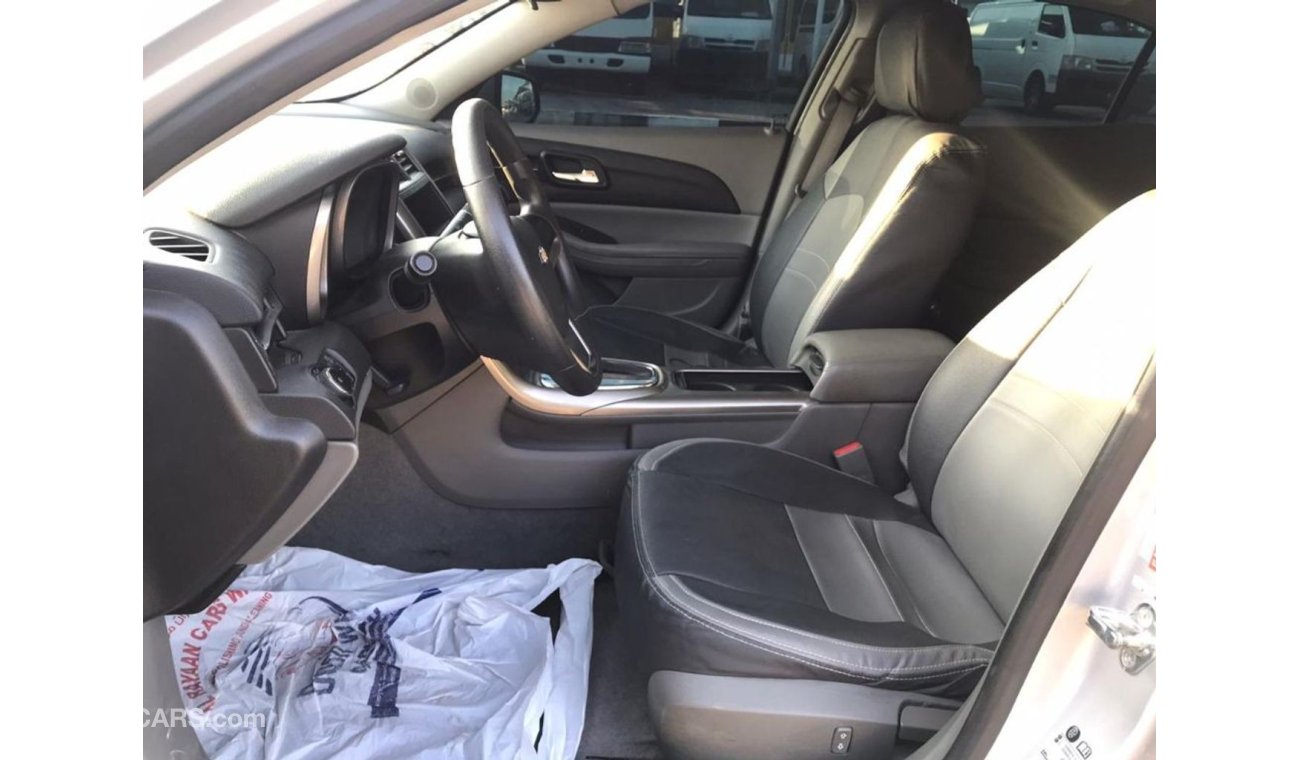 شيفروليه ماليبو شيفروليه ماليبو 2013 مواصفات خليجي بحاله ممتازه