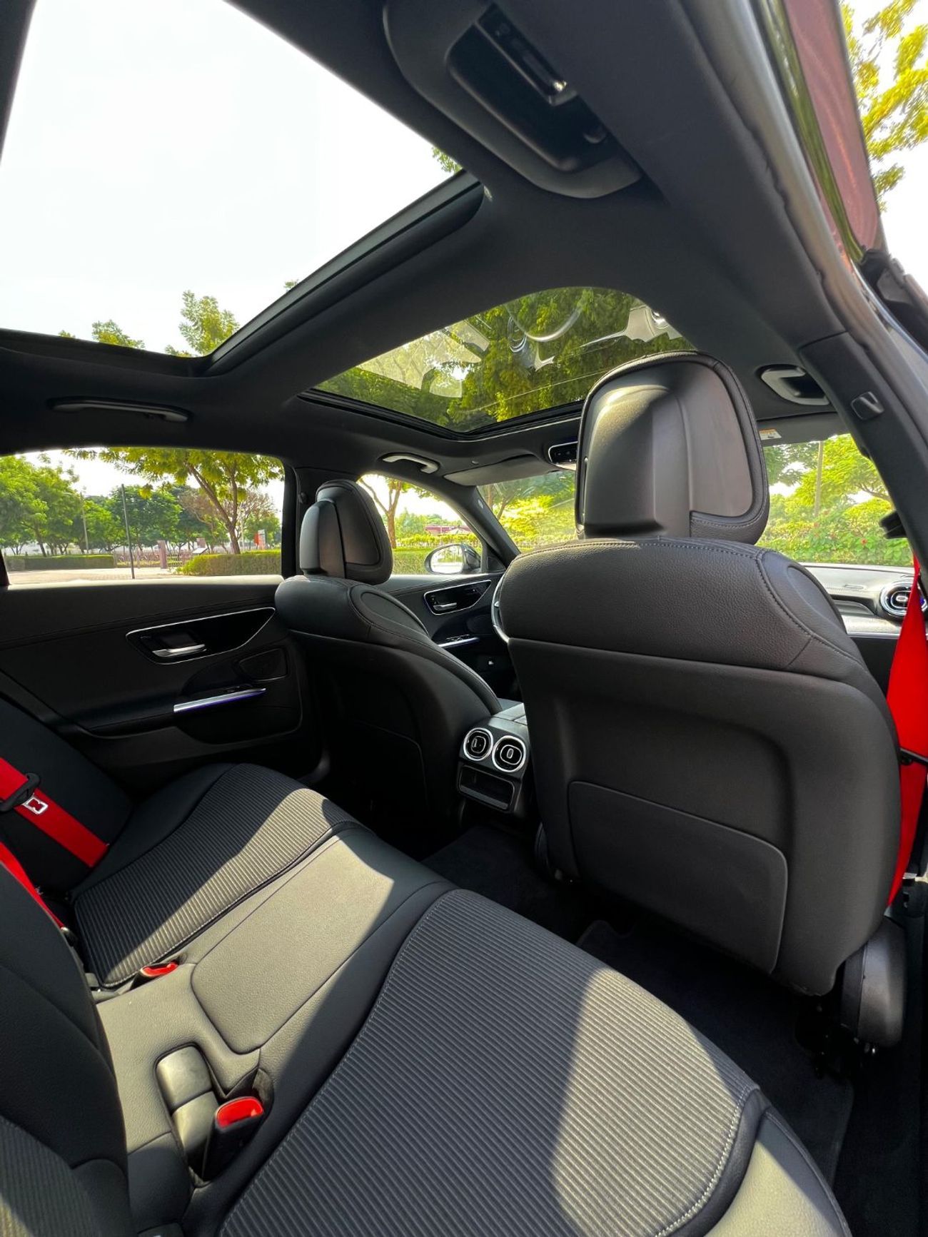 Mercedes-Benz C 200 Premium 2.0L