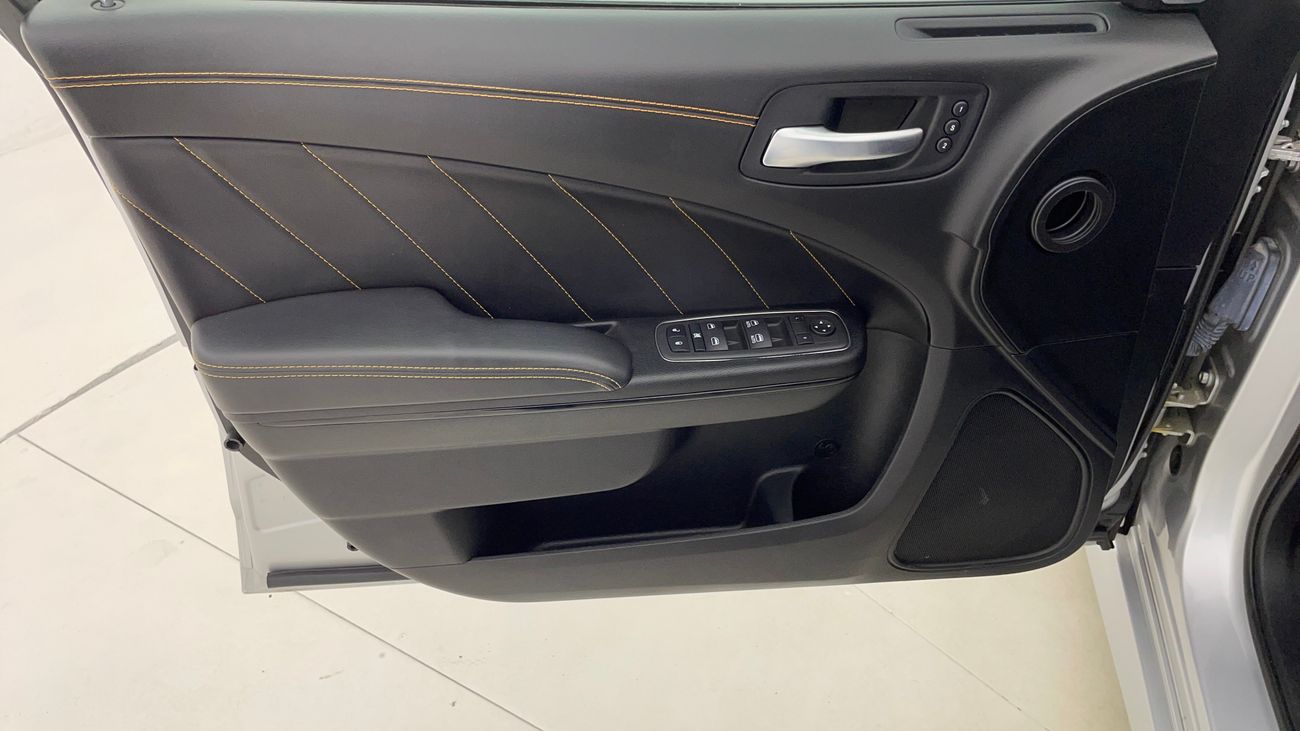 دودج تشارجر GT ORANGE EDITION 3.6 | بدون دفعة مقدمة | اختبار القيادة في المنزل