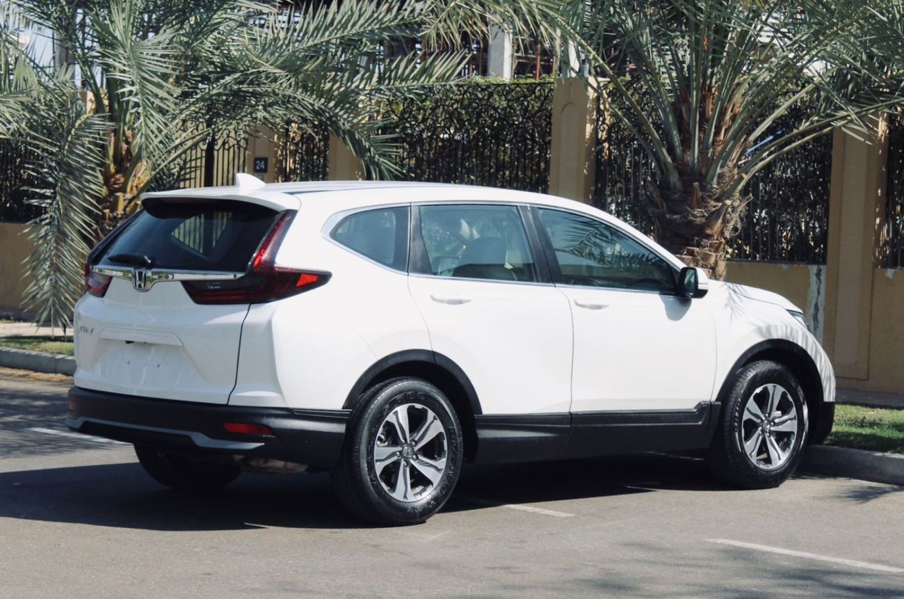 Honda CRV The 2021 Honda CR-V is a highly versatile, compact 5-seater SUV (with 7-seat options in some markets