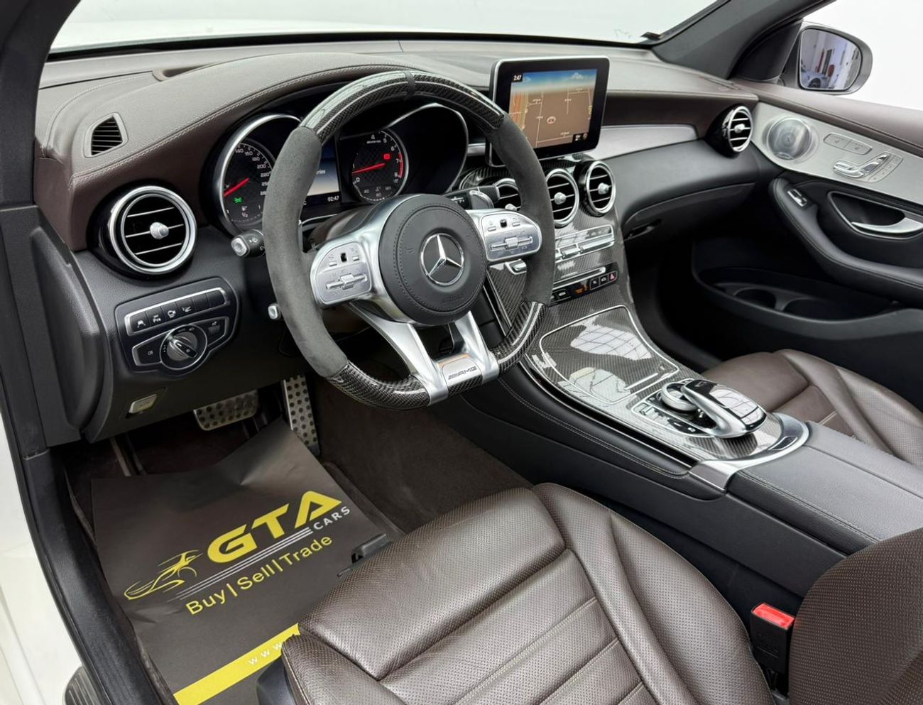 مرسيدس بنز GLC 43 AMG 4MATIC 3.0L (367 HP) 2017 Mercedes Benz GLC43 AMG 4MATIC+ Coupe, 2026 AAA Warranty, Excellent Condit