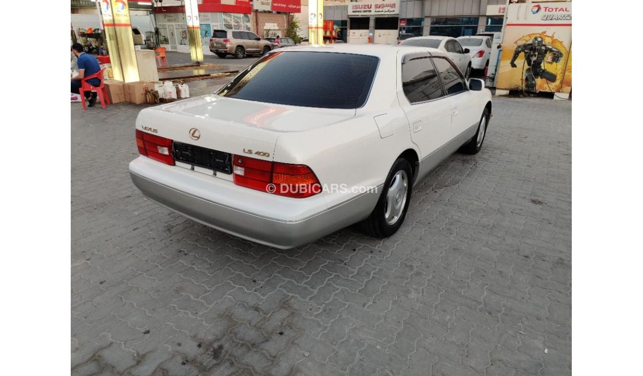 لكزس LS 400 1998 model American specs car very good condition low mileage