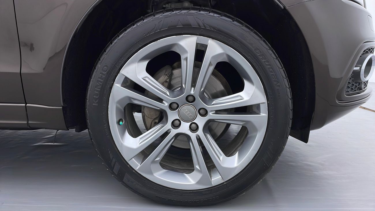 Audi Q5 40 TFSI S LINE 2 | Under Warranty | Inspected on 150+ parameters