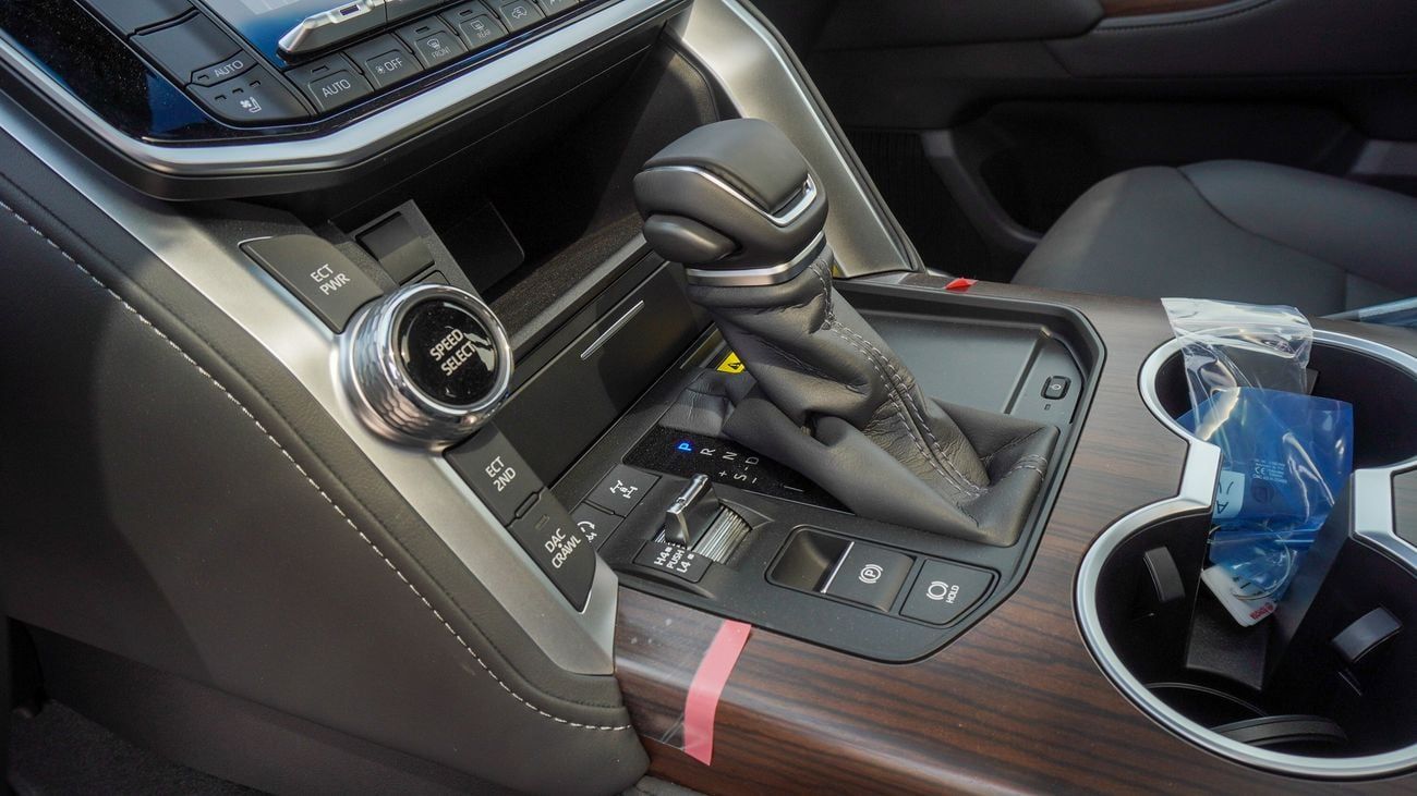 Toyota Land Cruiser GXR 4.0L V6