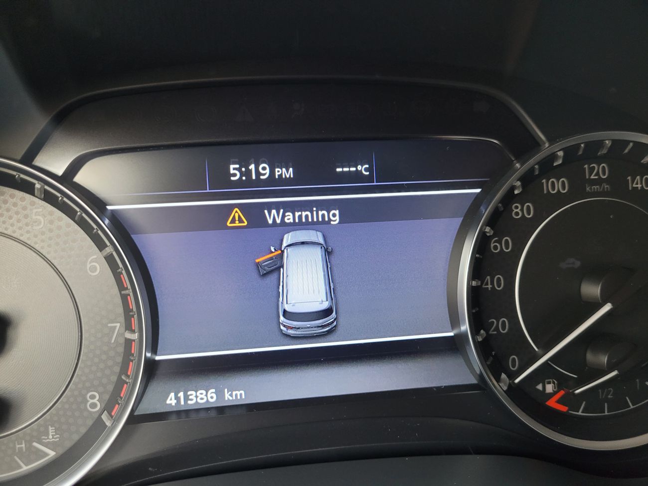 نيسان باترول TITANIUM FULL OPTION