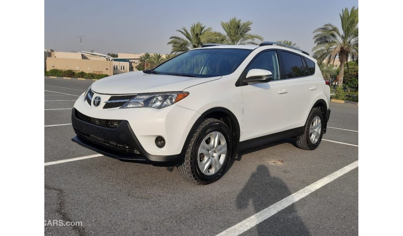 Toyota RAV4 EX Toyota rav_4  (USA-SPEC) 4*4 - 2015- VERY GOOD CONDITION