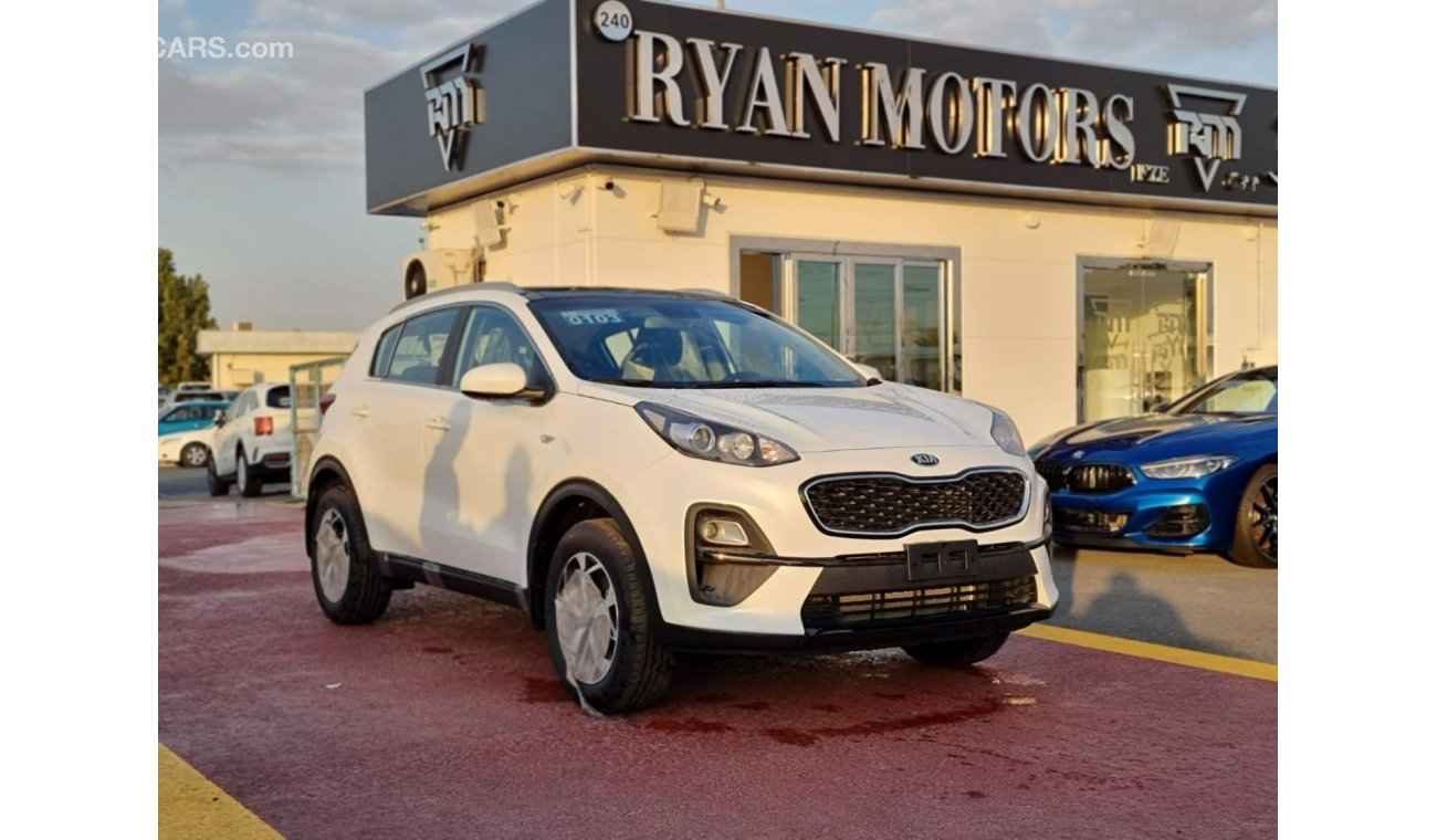 Kia Sportage KIA Sportage 1.6L خليجي with Panaomic Roof , Rear view camera, Apple Car Play , Color White Model 20