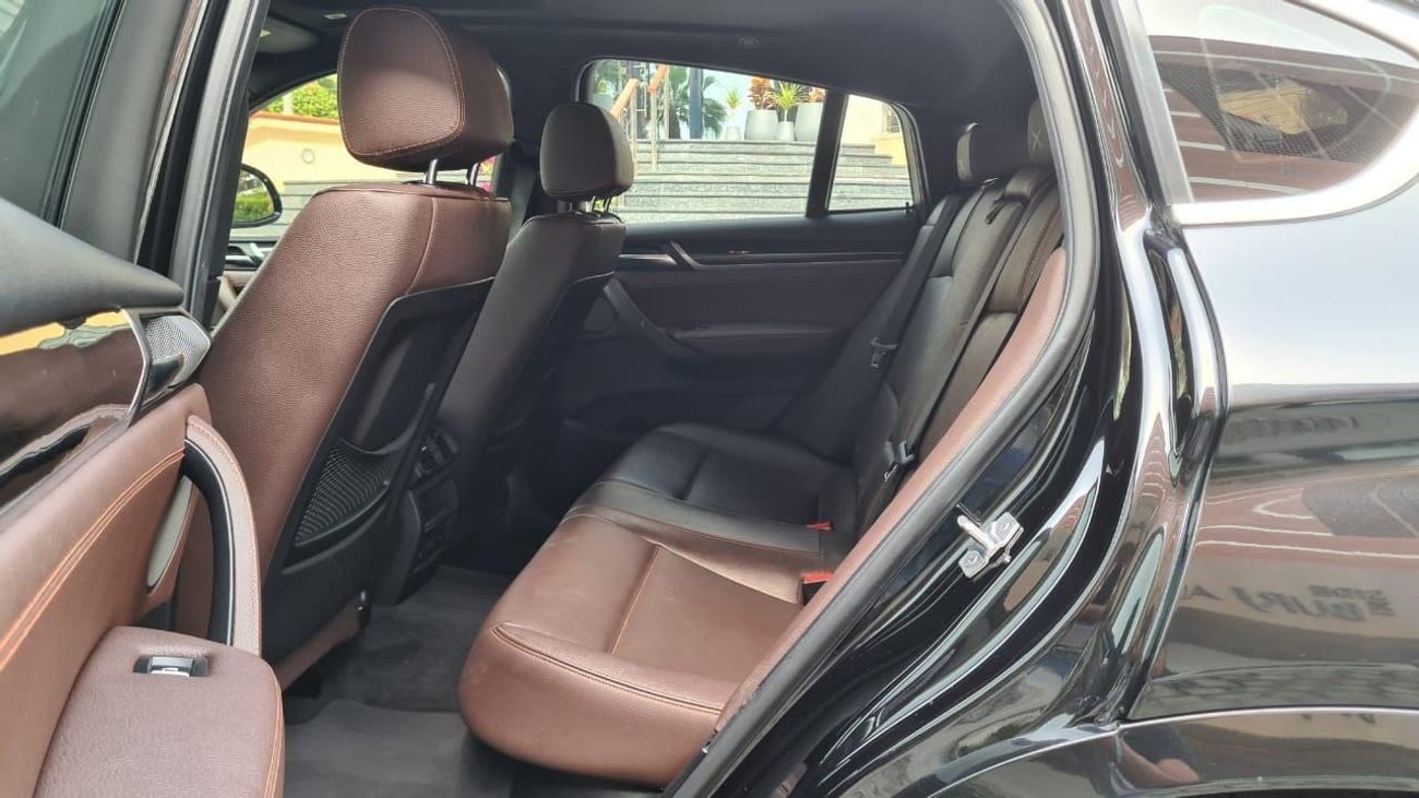 بي أم دبليو X4