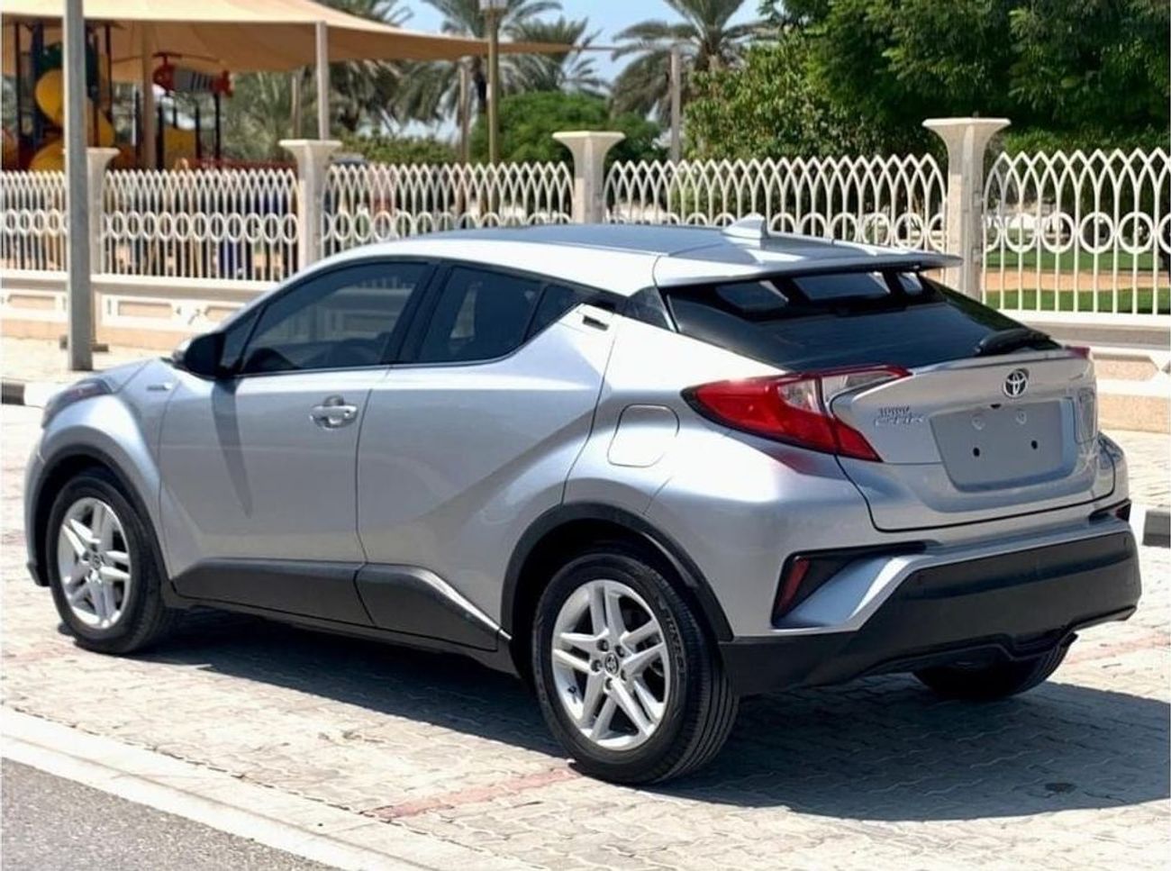Toyota CHR Toyota C-HR Hybrid ,2022 (1.8L) GCC Specs Full Option