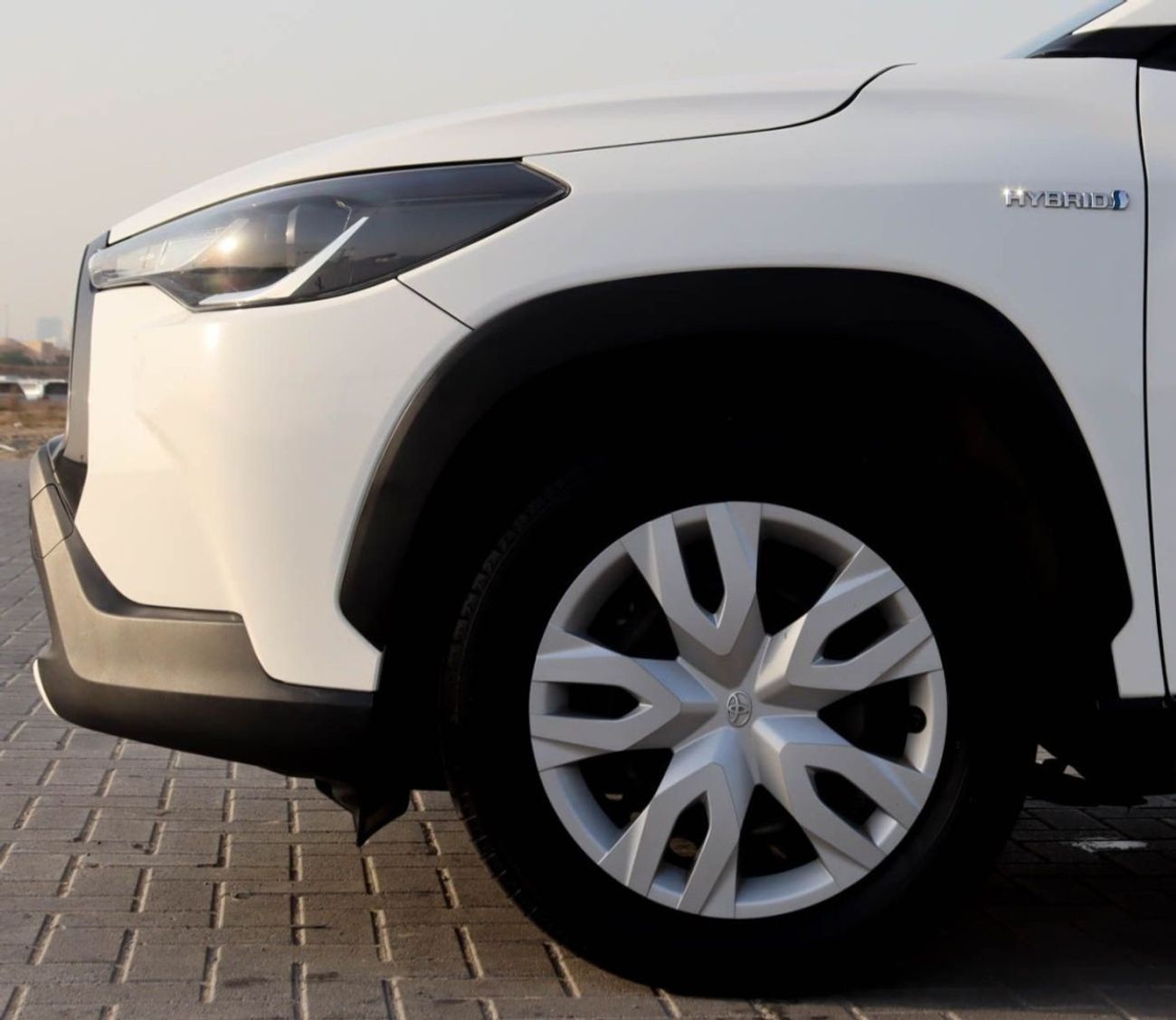 تويوتا كورولا كروس 1.8L XL (HEV) Toyota Corolla Cross Hybrid 1.8L 2022 GCC Original Paint Accident Free, excellent cond