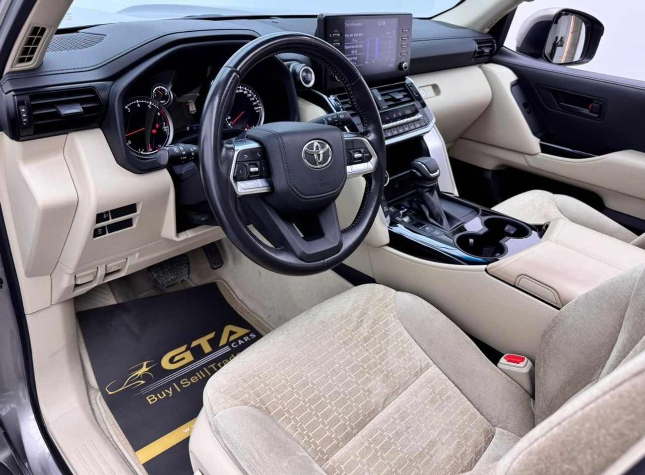 تويوتا لاند كروزر EXR 3.5L 2022 Toyota Land Cruiser EXR, Toyota Service History, 1 Year Warranty, 7 Seater, GCC